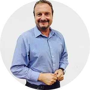 Roberto Macho